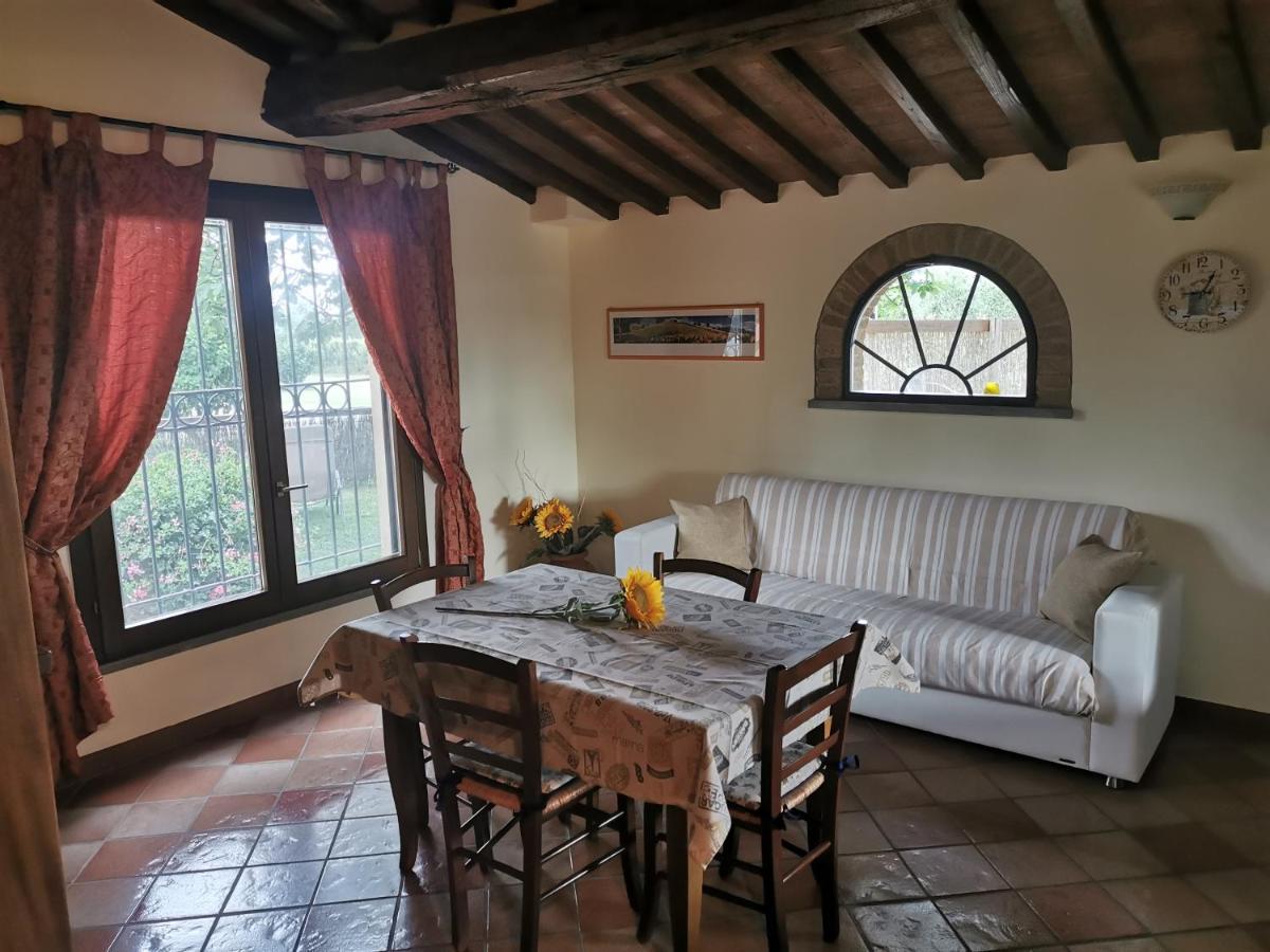 Podere Serena カスタニェート・カルドゥッチ エクステリア 写真